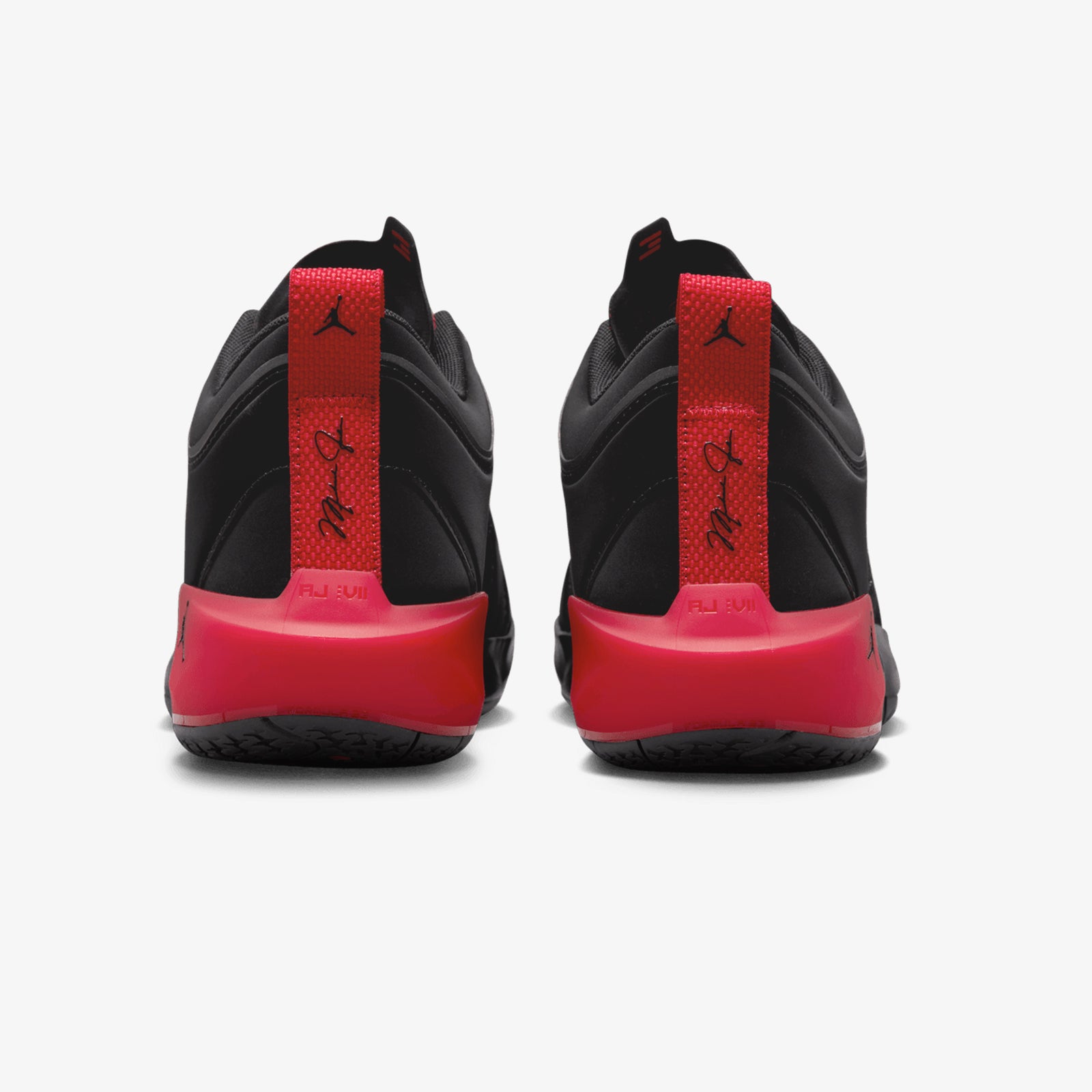 Air Jordan Low 37 - 'Bred'