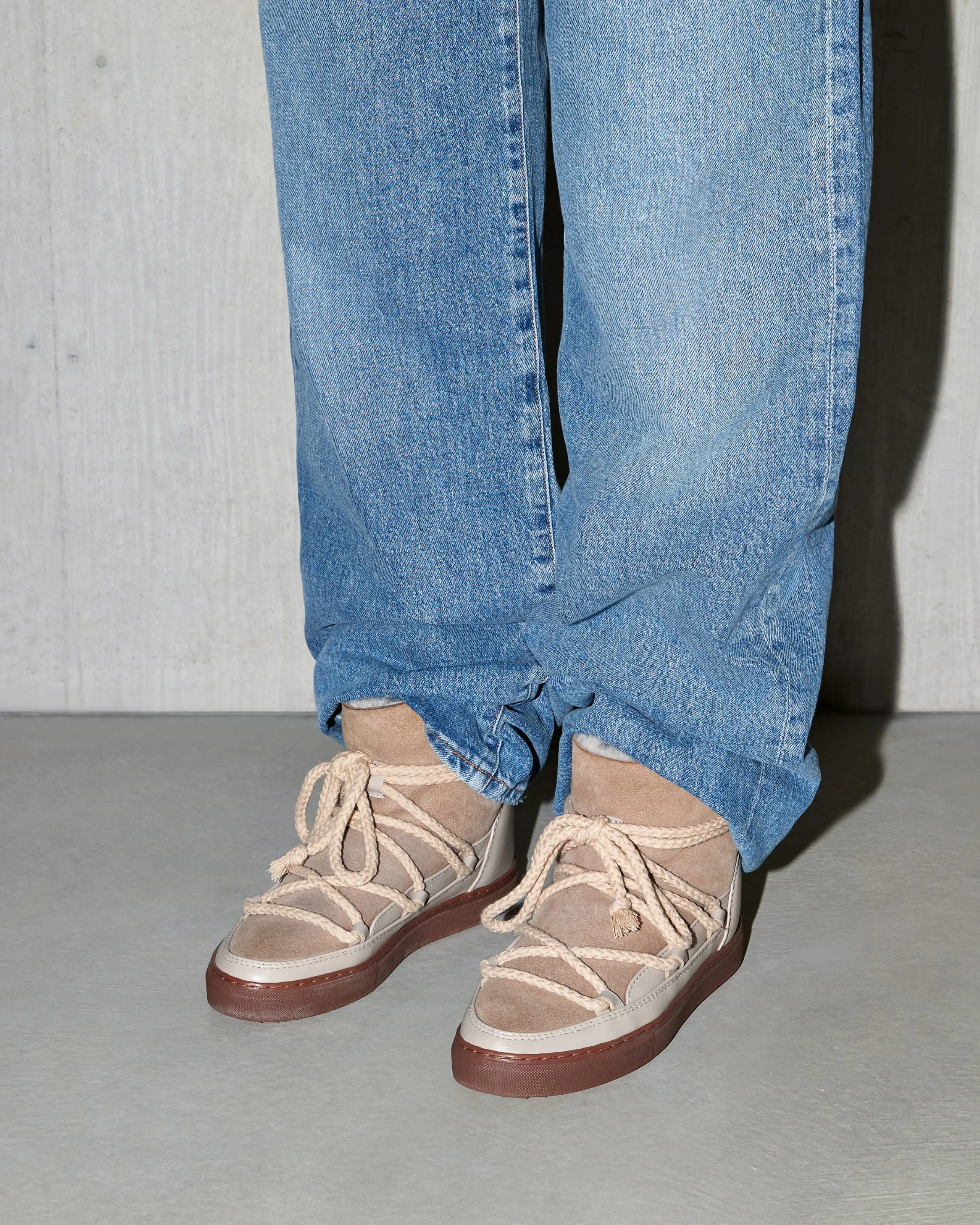  Classic Sneaker Women Beige 