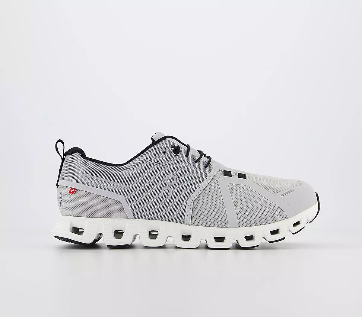 Mens On Running Cloud 5 Waterproof Glacier White Trainers