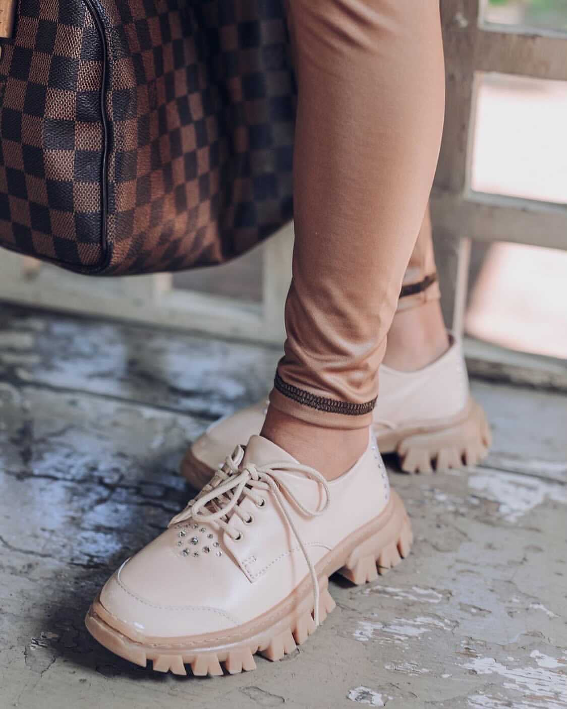 Mila Lace-up Shoes