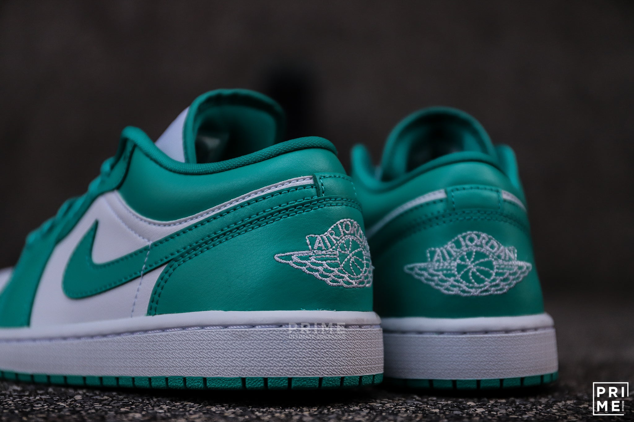 Nike Air Jordan 1 Low White / Emerald / White  (DC0744 132)