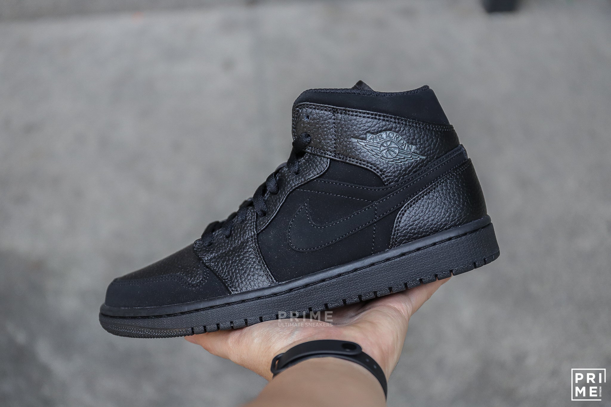 NIKE Air Jordan 1 MID BLACK - DARK SMOKE GREY-BLACK (554724064)