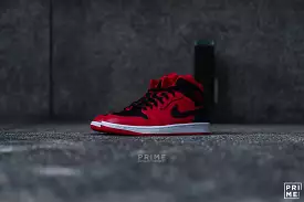 Nike Air Jordan 1 MID  Reverse Bred (554724 660)