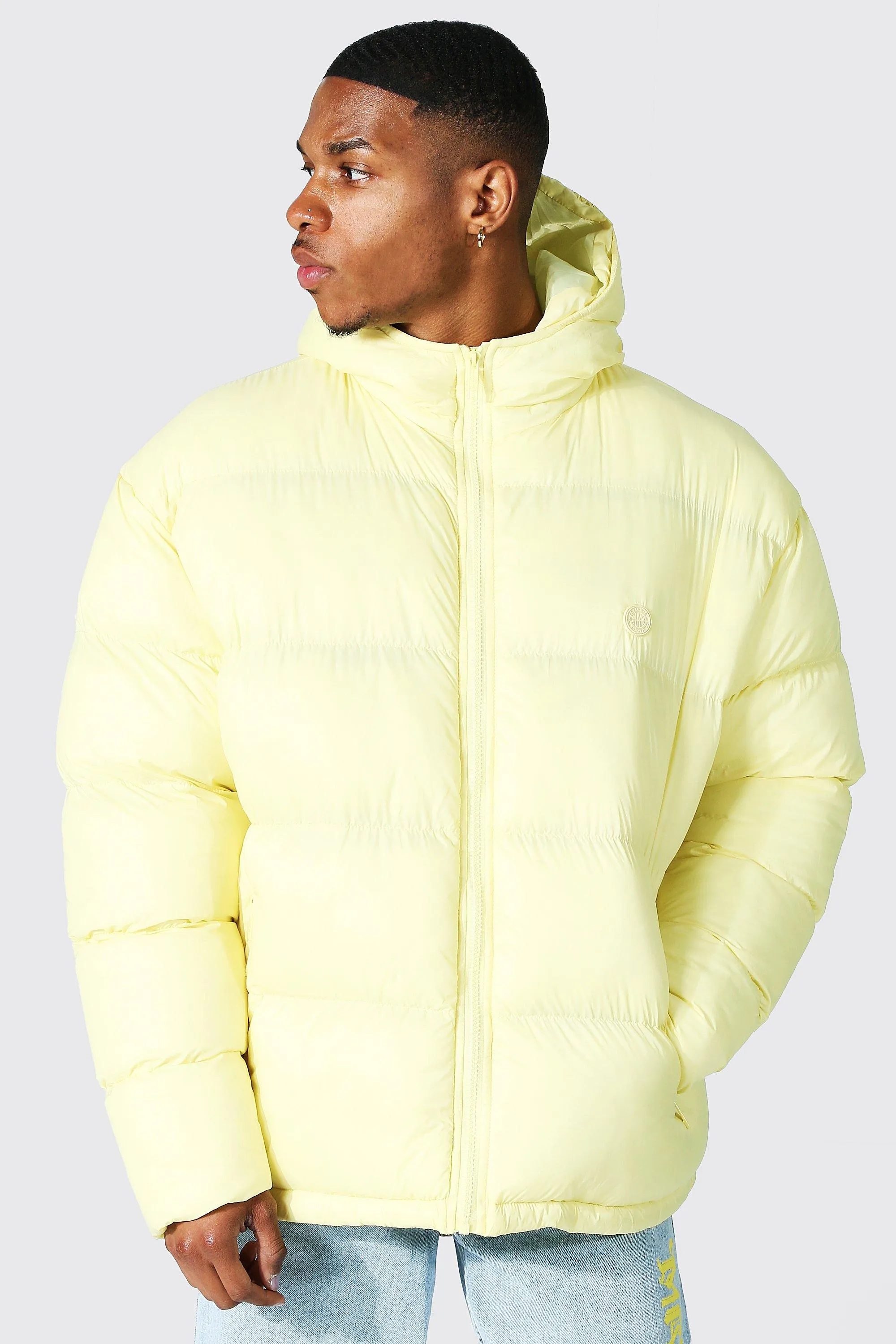 Oversized Man Hanfilled Curved Hem Puffer | boohooMAN UK