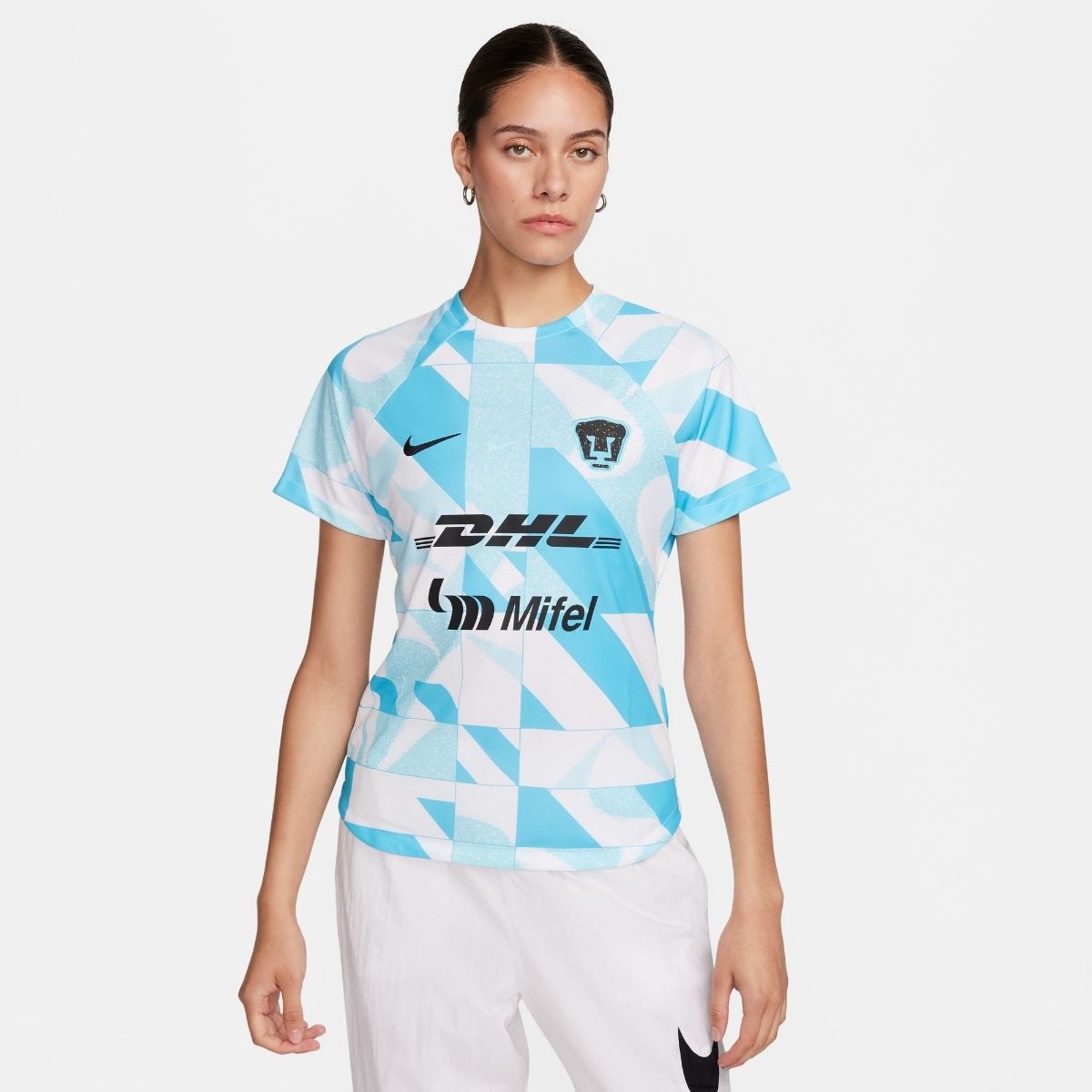 Playera Nike Pumas UNAM Mujer Pre Match FD9232-101