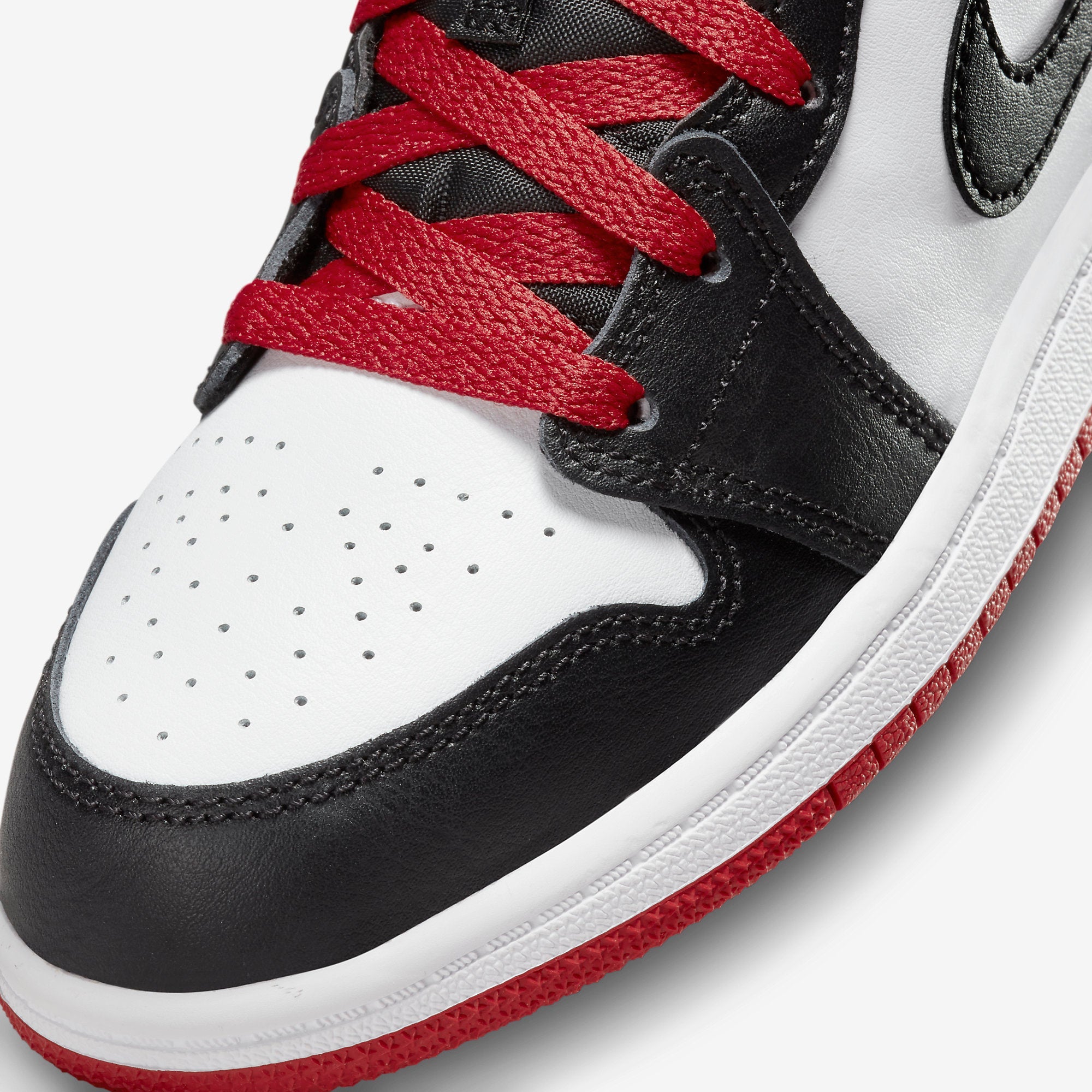 (PS) Air Jordan 1 Mid 'Gym Red / Black Toe' (2023) DQ8424-106