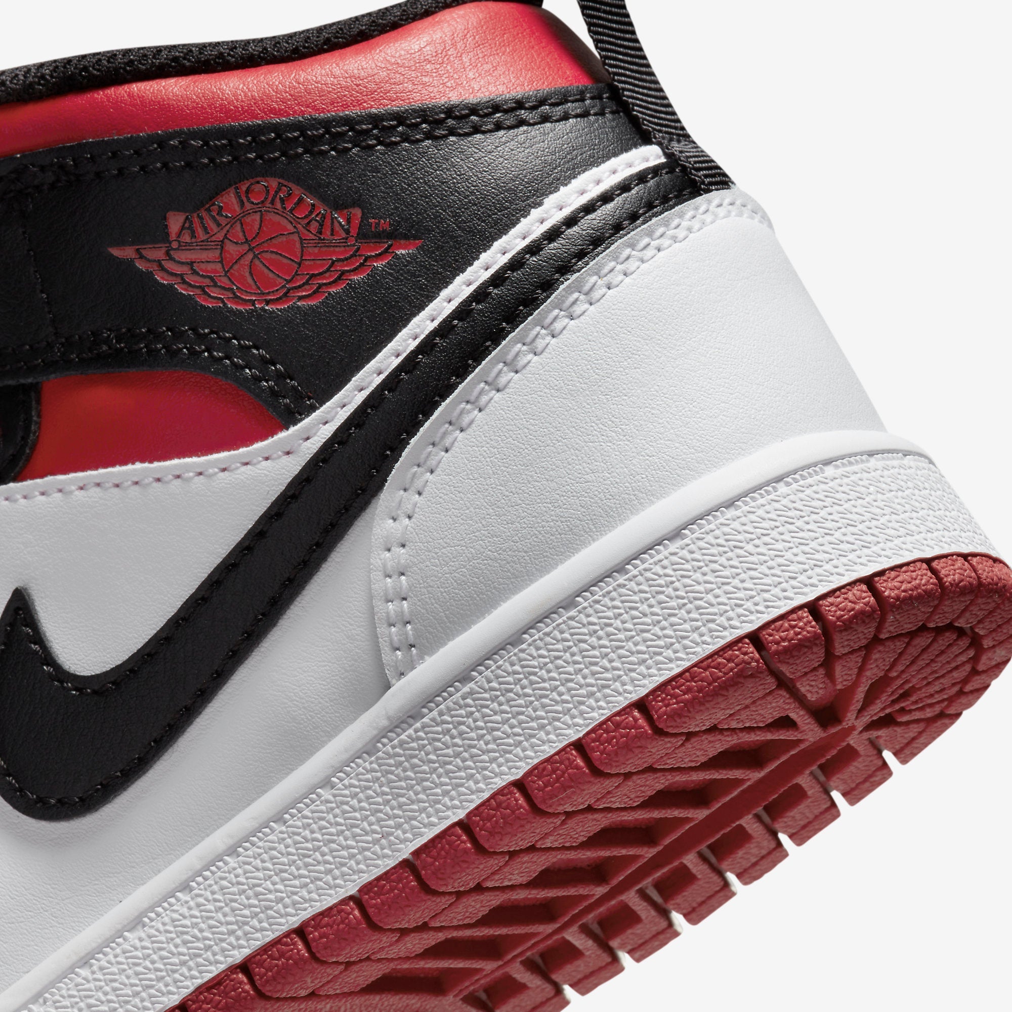 (PS) Air Jordan 1 Mid 'Gym Red / Black Toe' (2023) DQ8424-106