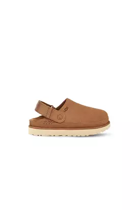 UGG Women's Goldenstar Clog in Chestnut