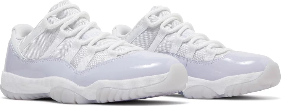 Wmns Air Jordan 11 Retro Low 'Pure Violet'